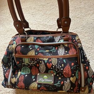 LillyBloom New Purse! Barely used! Perfect condition! Super cute pattern!